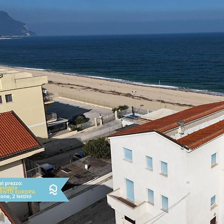 Rs321 - Marcelli, Trilocale Fronte Mare Con Spiaggia Inclusa Eksteriør bilde